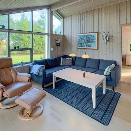 3 Bedroom Awesome In *