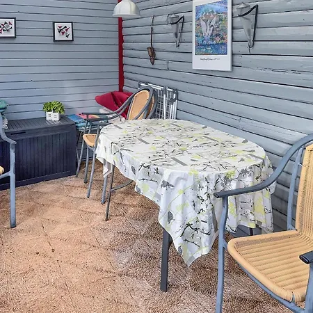 Сasa de vacaciones 3 Bedroom Awesome In *