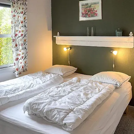 3 Bedroom Awesome In *
