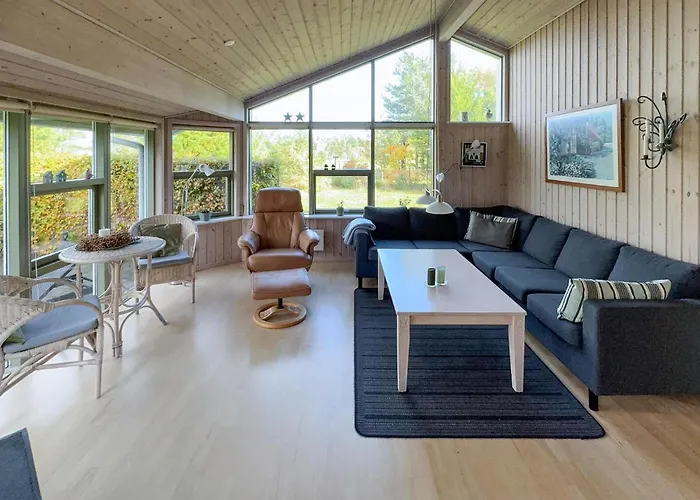 3 Bedroom Awesome In * Tarm