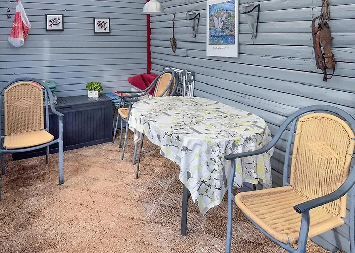 بيت للعطل 3 Bedroom Awesome In *