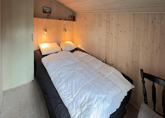 3 Bedroom Awesome In * Tarm