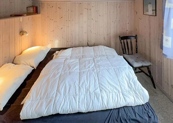 3 Bedroom Awesome In بيت للعطل Tarm